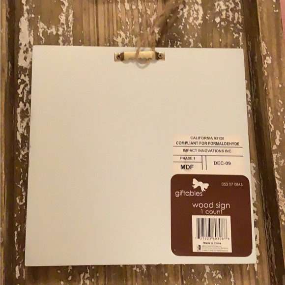 Wood Plaque Sign "Love, It's About Who You Can't Live Without" Inspiration Gift - Picture 3 of 3